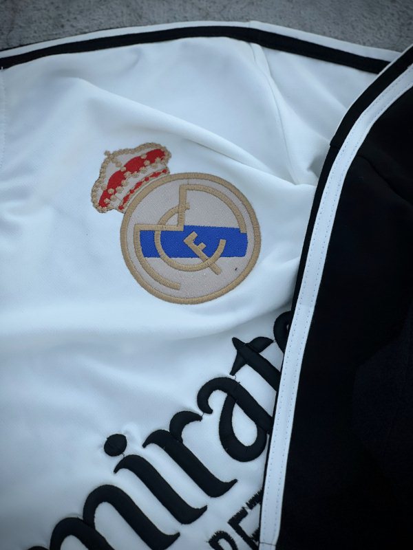 تیشرت،تیشرت طرح دار،تیشرت طرح دار مردانه،تیشرت مردانه، کیت ورزشی