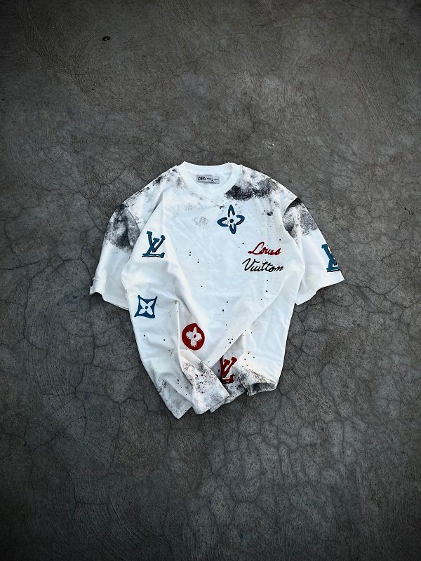 تیشرت،تیشرت طرح دار،تیشرت طرح دار مردانه،تیشرت مردانه،تی شرت طرح دار