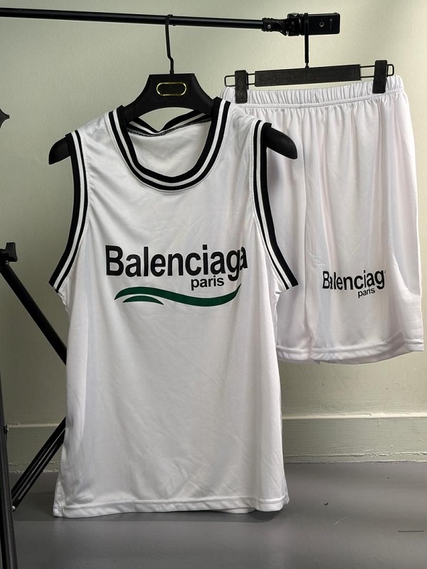 ست اسپورت،ست گرم،ست مخصوص کردان،ست لب استخر،ست مردانه و زنانه