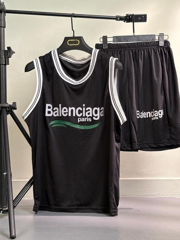 ست اسپورت،ست گرم،ست مخصوص کردان،ست لب استخر،ست مردانه و زنانه