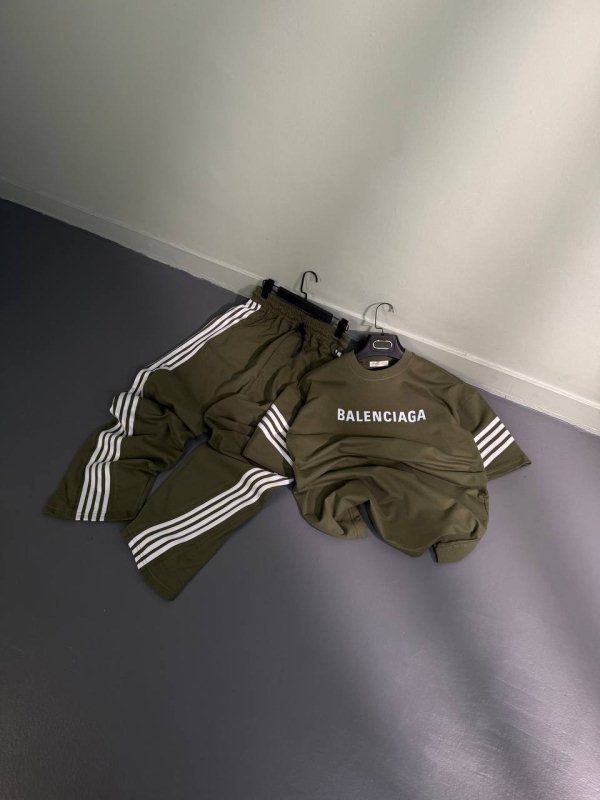 ست پاییزه،ست دورس و شلوار،ست پاییزه مردانه،ست ورزشی،ست مناسب پیاده روی