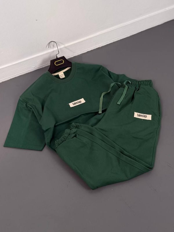 ست پاییزه،ست دورس و شلوار،ست پاییزه مردانه،ست ورزشی،ست مناسب پیاده روی