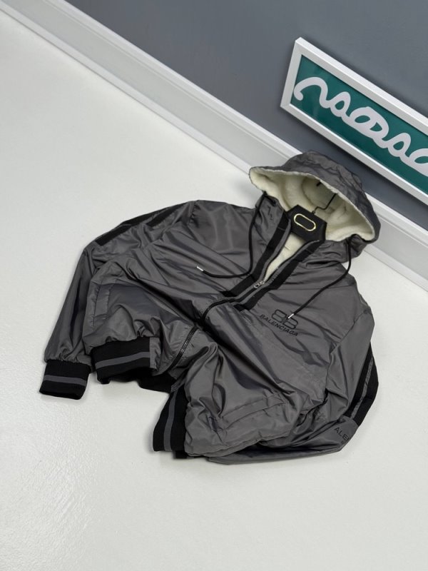 سویشرت،سویشرت مردانه، بادگیر،سویشرت مردانه،سویشرت زیپی،سویشرت پسرانه