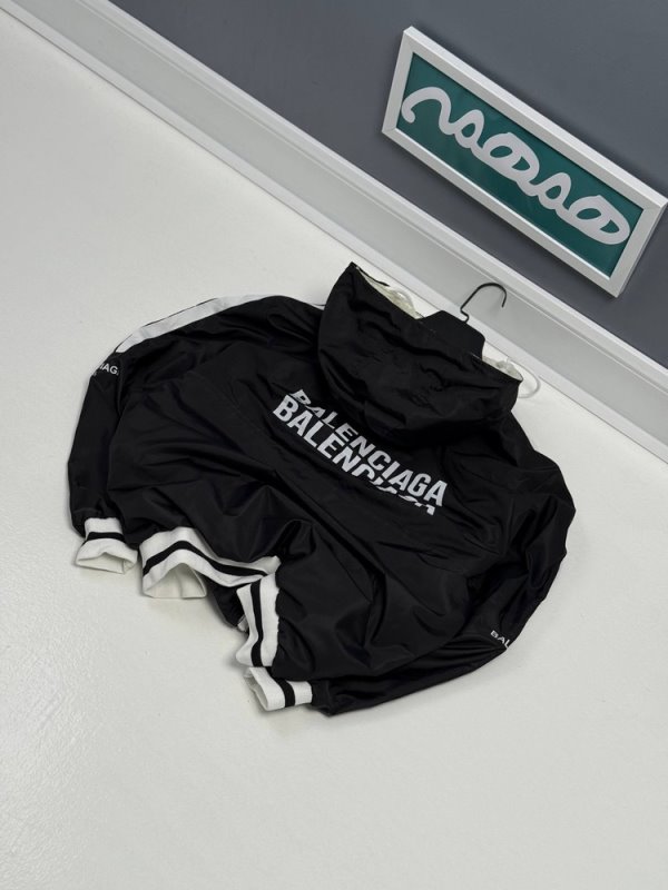 سویشرت،سویشرت مردانه، بادگیر،سویشرت مردانه،سویشرت زیپی،سویشرت پسرانه