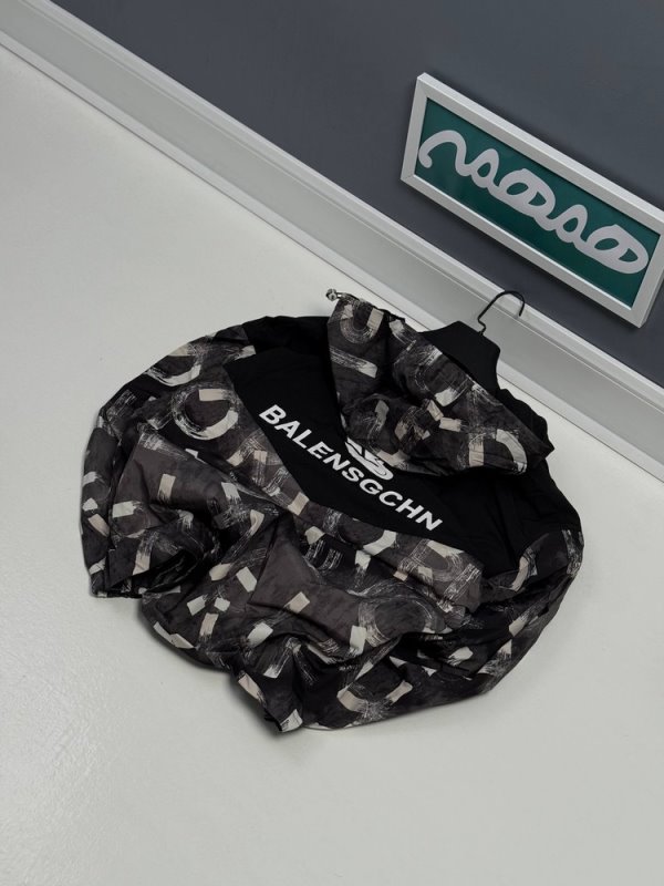 سویشرت،سویشرت مردانه، بادگیر،سویشرت مردانه،سویشرت زیپی،سویشرت پسرانه