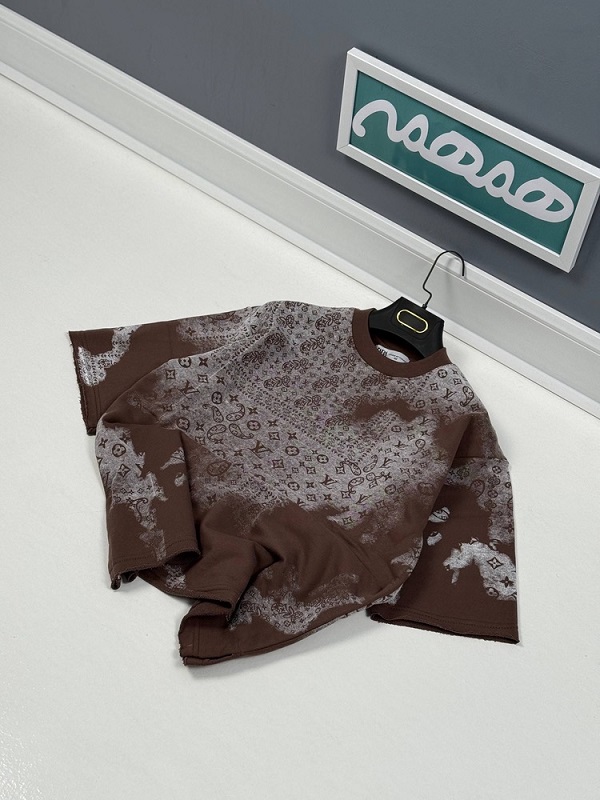 تیشرت پسرانه،تیشرت طرح دار،تیشرت مردانه،تیشرت گرم،تیشرت مردانه پاییزه