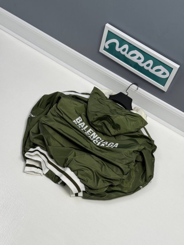 سویشرت،سویشرت مردانه، بادگیر،سویشرت مردانه،سویشرت زیپی،سویشرت پسرانه