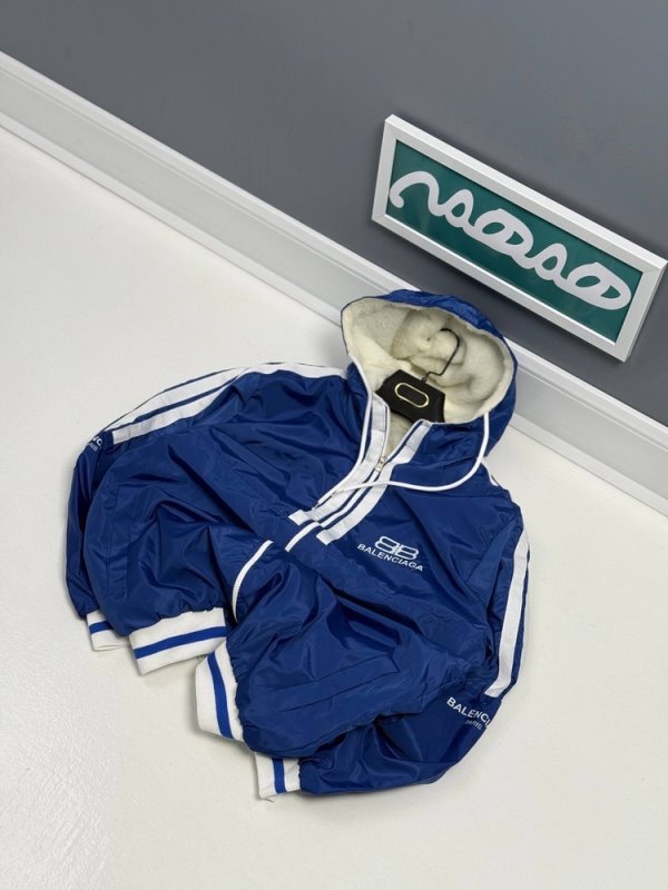 سویشرت،سویشرت مردانه، بادگیر،سویشرت مردانه،سویشرت زیپی،سویشرت پسرانه