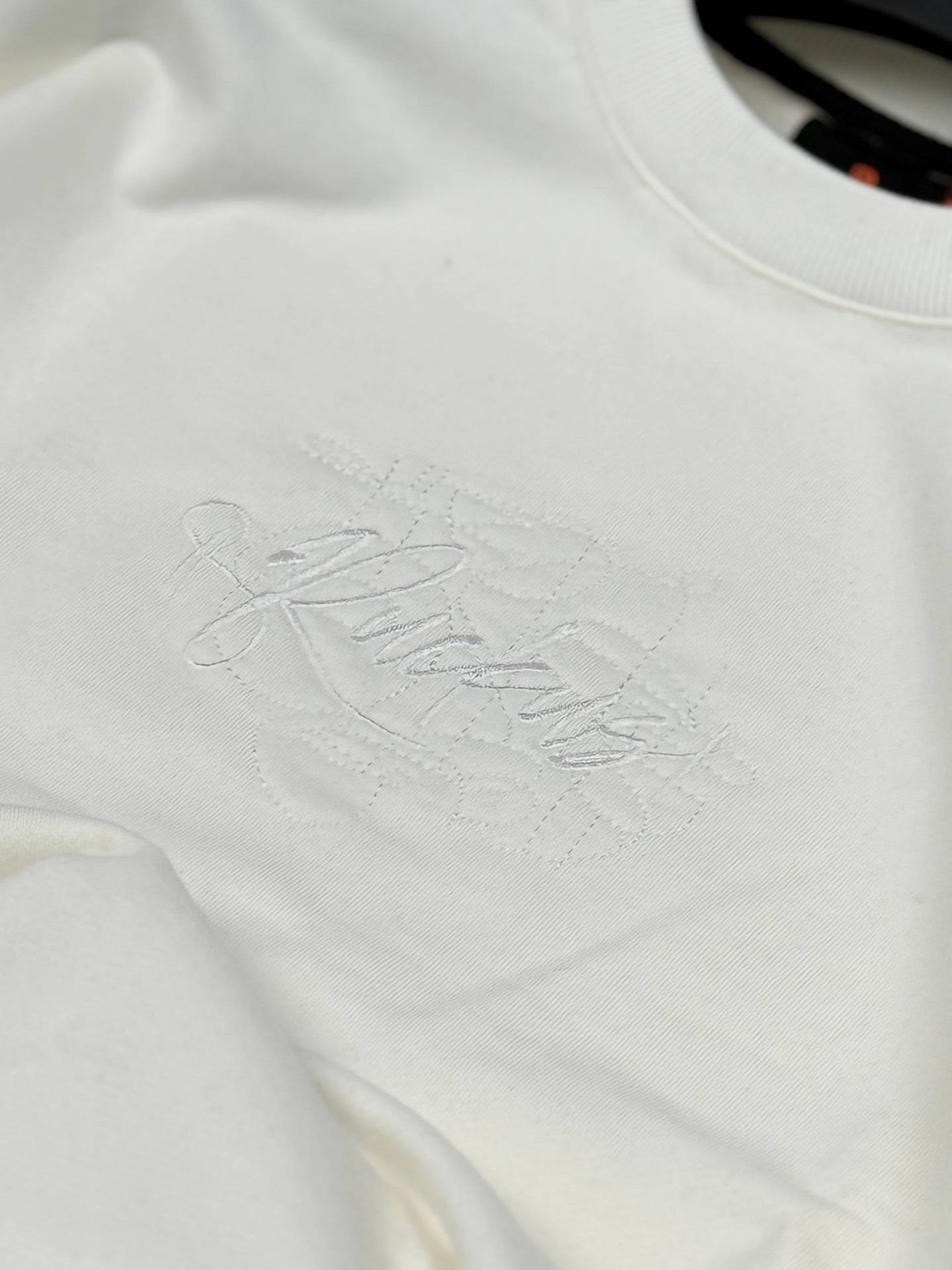 تیشرت پسرانه،تیشرت طرح دار،تیشرت مردانه،تیشرت گرم،تیشرت مردانه پاییزه