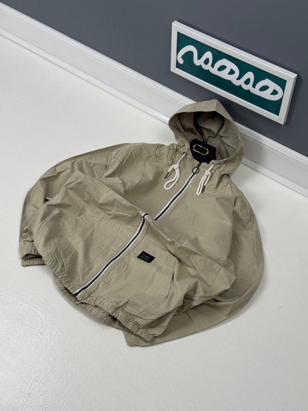 سویشرت،سویشرت مردانه، بادگیر،سویشرت مردانه،سویشرت زیپی،سویشرت پسرانه