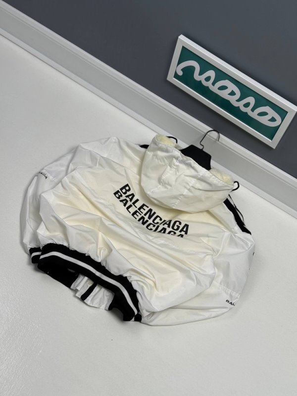 سویشرت،سویشرت مردانه، بادگیر،سویشرت مردانه،سویشرت زیپی،سویشرت پسرانه