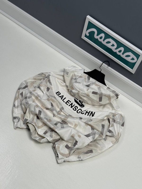 سویشرت،سویشرت مردانه، بادگیر،سویشرت مردانه،سویشرت زیپی،سویشرت پسرانه