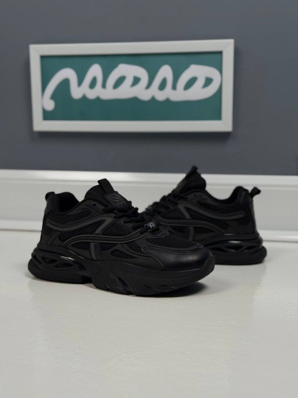 کتونی مردانه،کتونی پسرانه،کتونی بالنسیاگا،خرید کتونی پسرانه،خرید کتونی