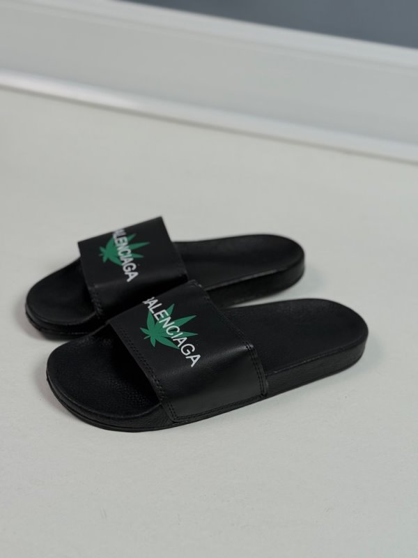 دمپایی، دمپایی مردانه، دمپایی زنانه، دمپایی اصل، دمپایی زنانه