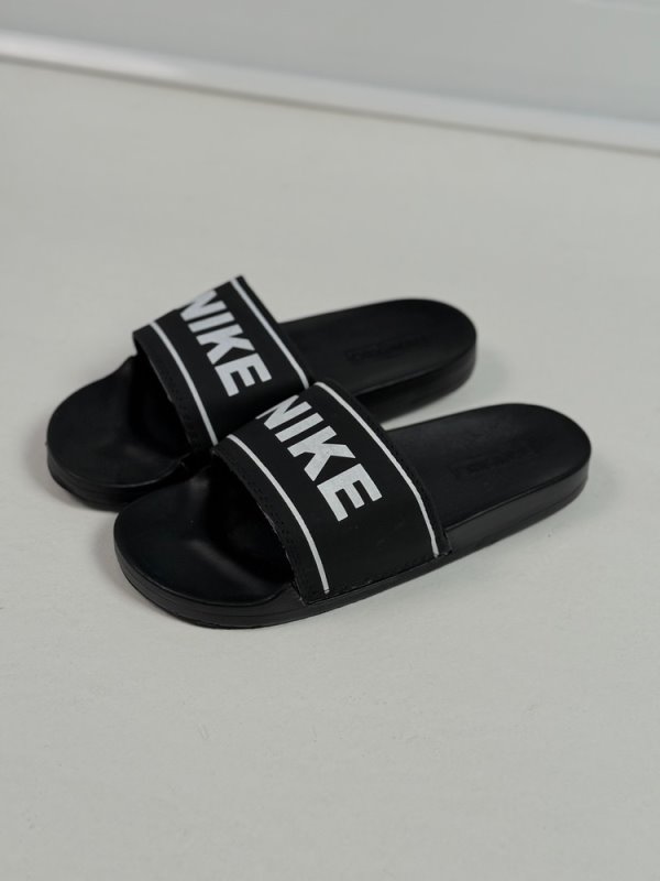 دمپایی، دمپایی مردانه، دمپایی زنانه، دمپایی اصل، دمپایی زنانه