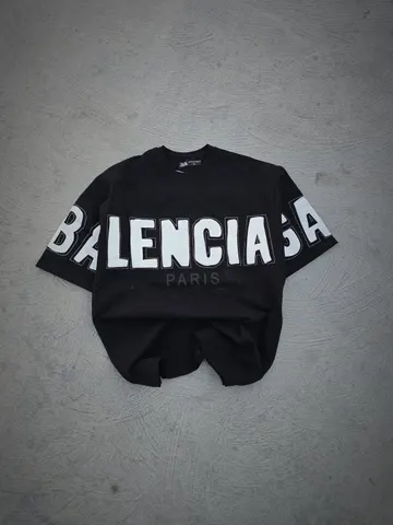 تیشرت مردانه BALENCIAGA دور دوخت مشکی کد 2136