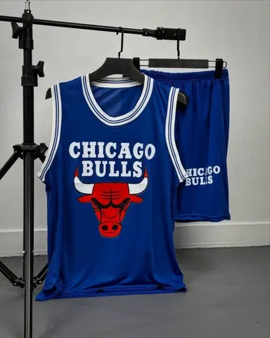 ست مردانه تاپ شلوارک سوزنی طرح BULLS آبی کد 515301