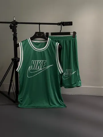 ست مردانه تاپ شلوارک سوزنی طرح NIKE سبز کد 515304