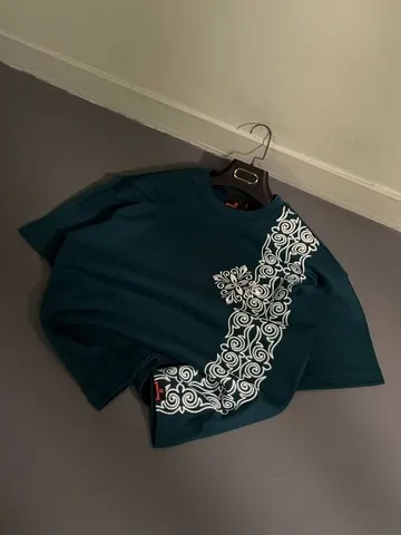 تیشرت طرح دار مردانه گل خطی سبز کد 218103
