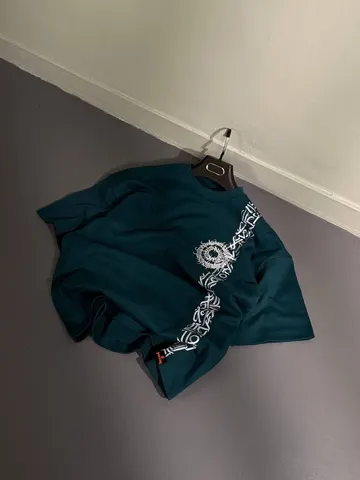 تیشرت طرح دار مردانه نوشته خطی سبز کد 218102