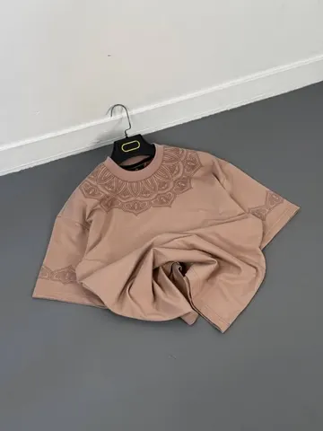 تیشرت مردانه طرح شنلدوزی کرم کد 2181108